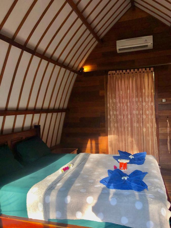 Hotel Blue Moon Meno à Gili Meno Extérieur photo