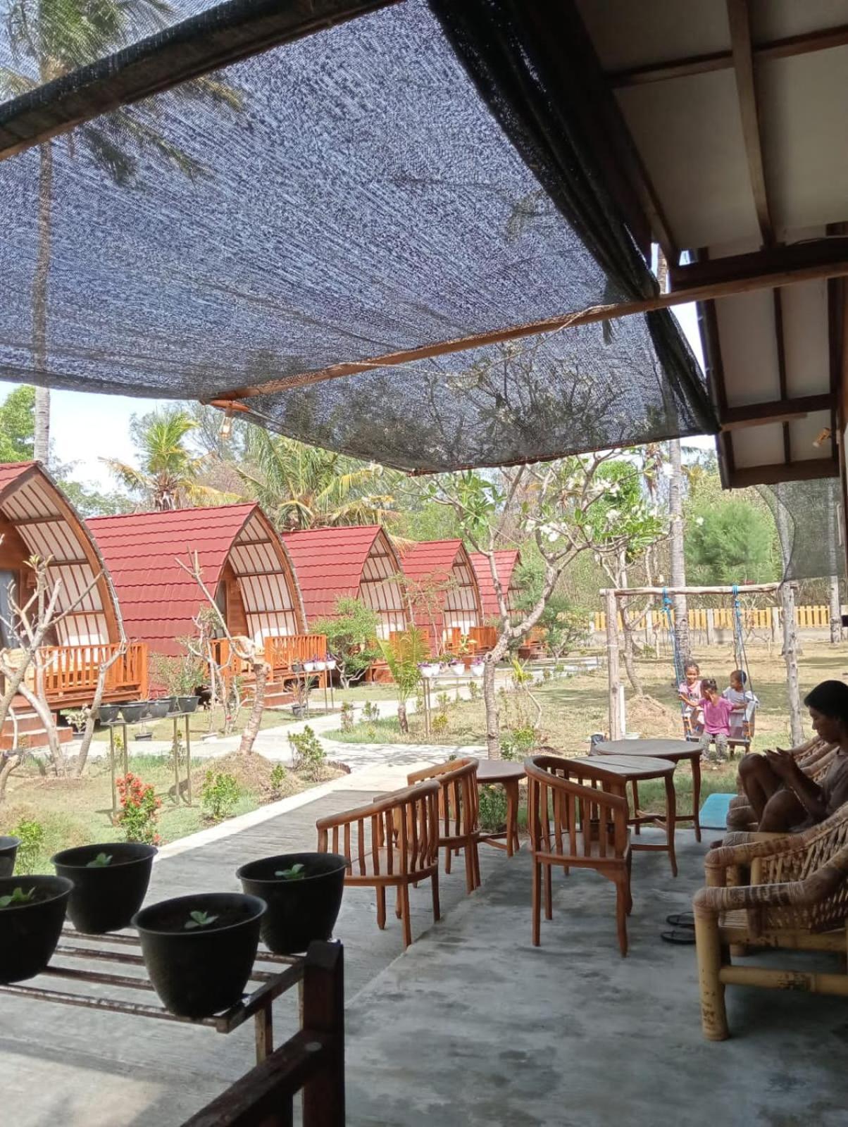 Hotel Blue Moon Meno à Gili Meno Extérieur photo